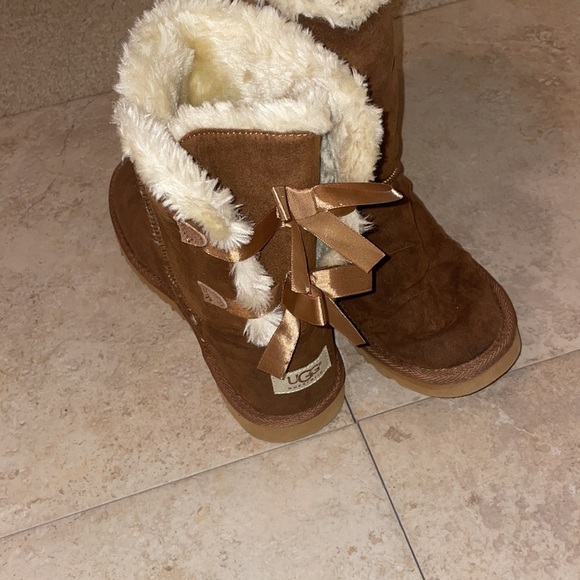UGG Bailey Bow II NWOB Chestnut Brown Tan - Picture 8 of 10